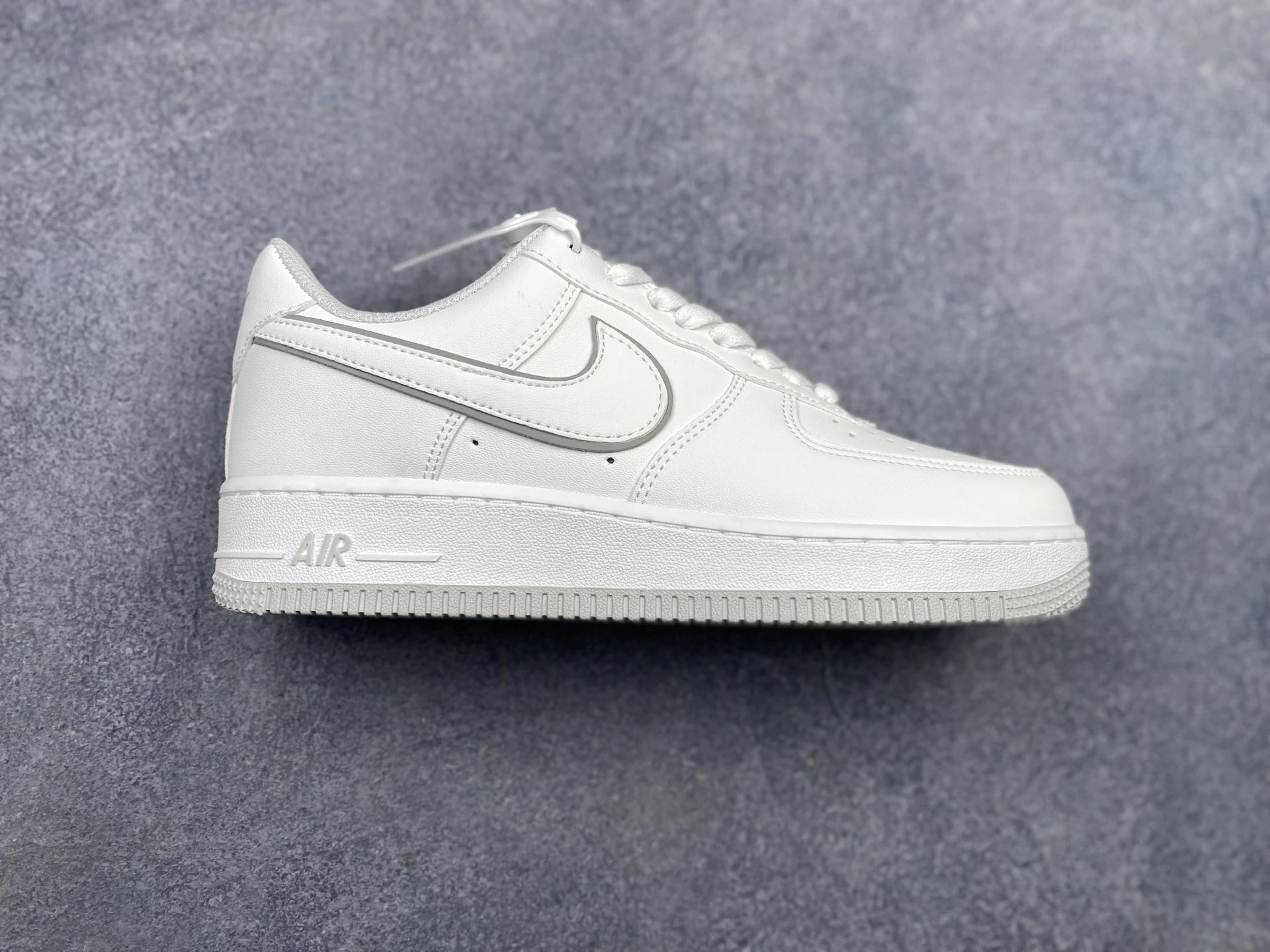 Nike Air Max Casual Shoes photo 4