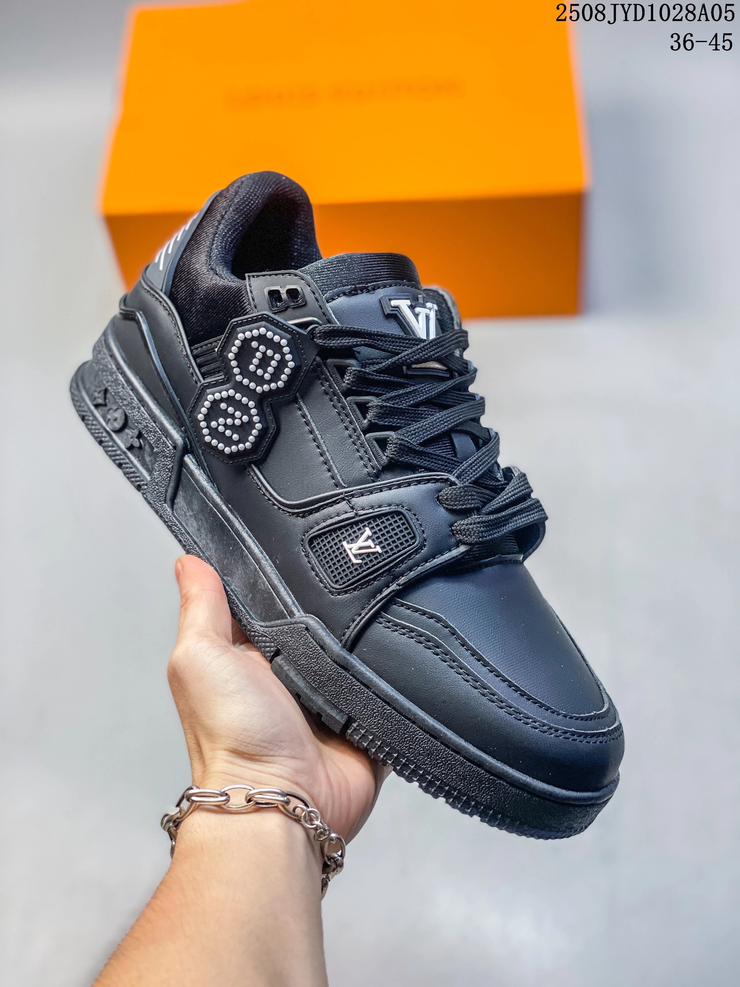 Lace-Up Low Top Casual Shoe photo 2