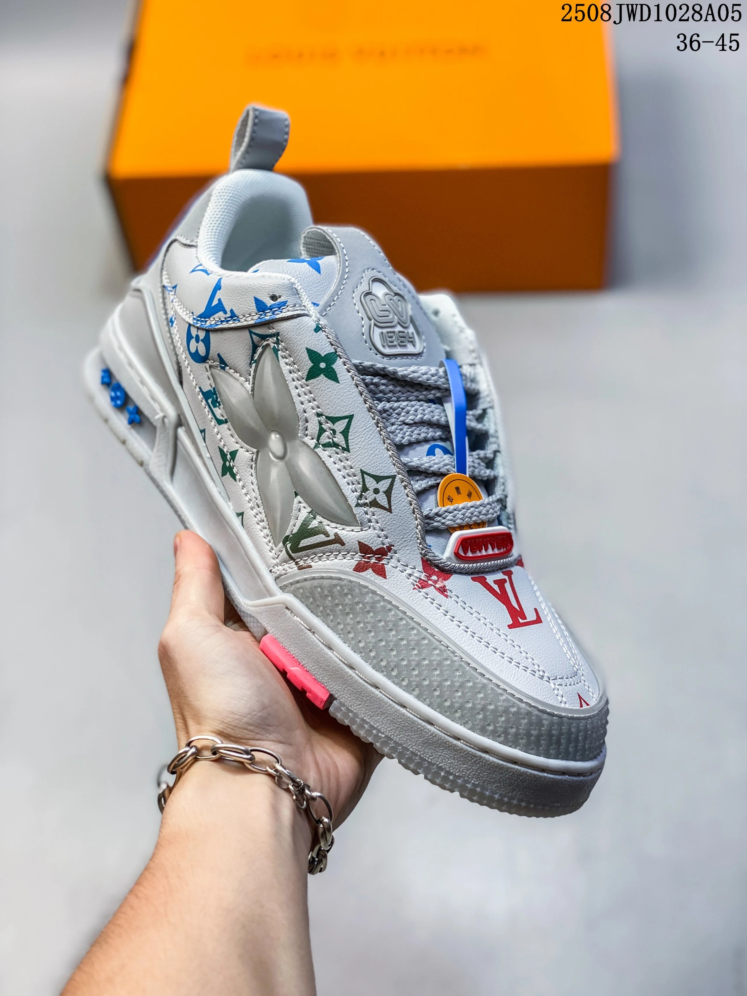 Lace-Up Low Top Casual Shoe photo 7