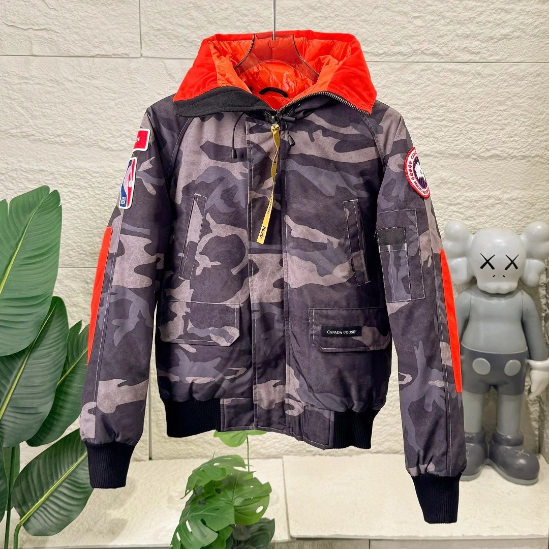 Canada Goose Triple 01 Short Flight Down Parka Couples photo 4