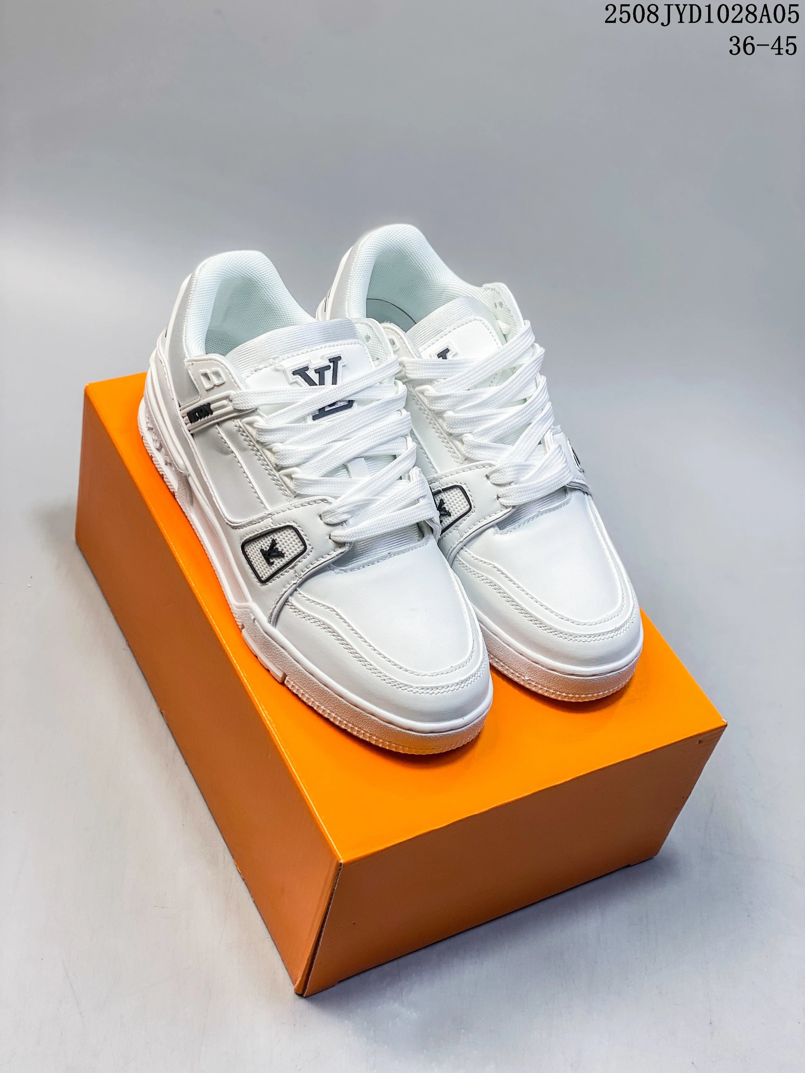 Lace-Up Low Top Casual Shoe photo 8