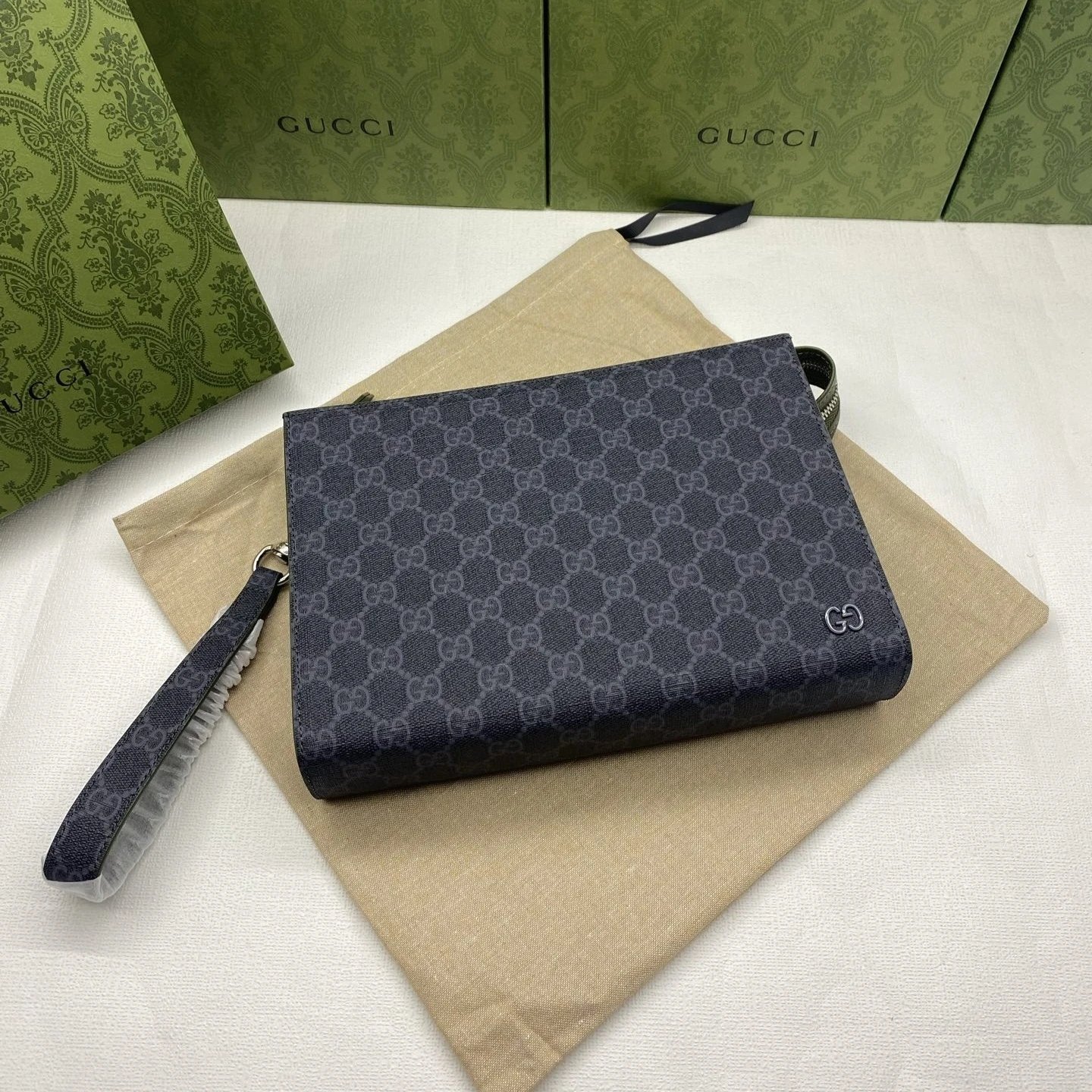 Gucci Clutch Crossbody Bag