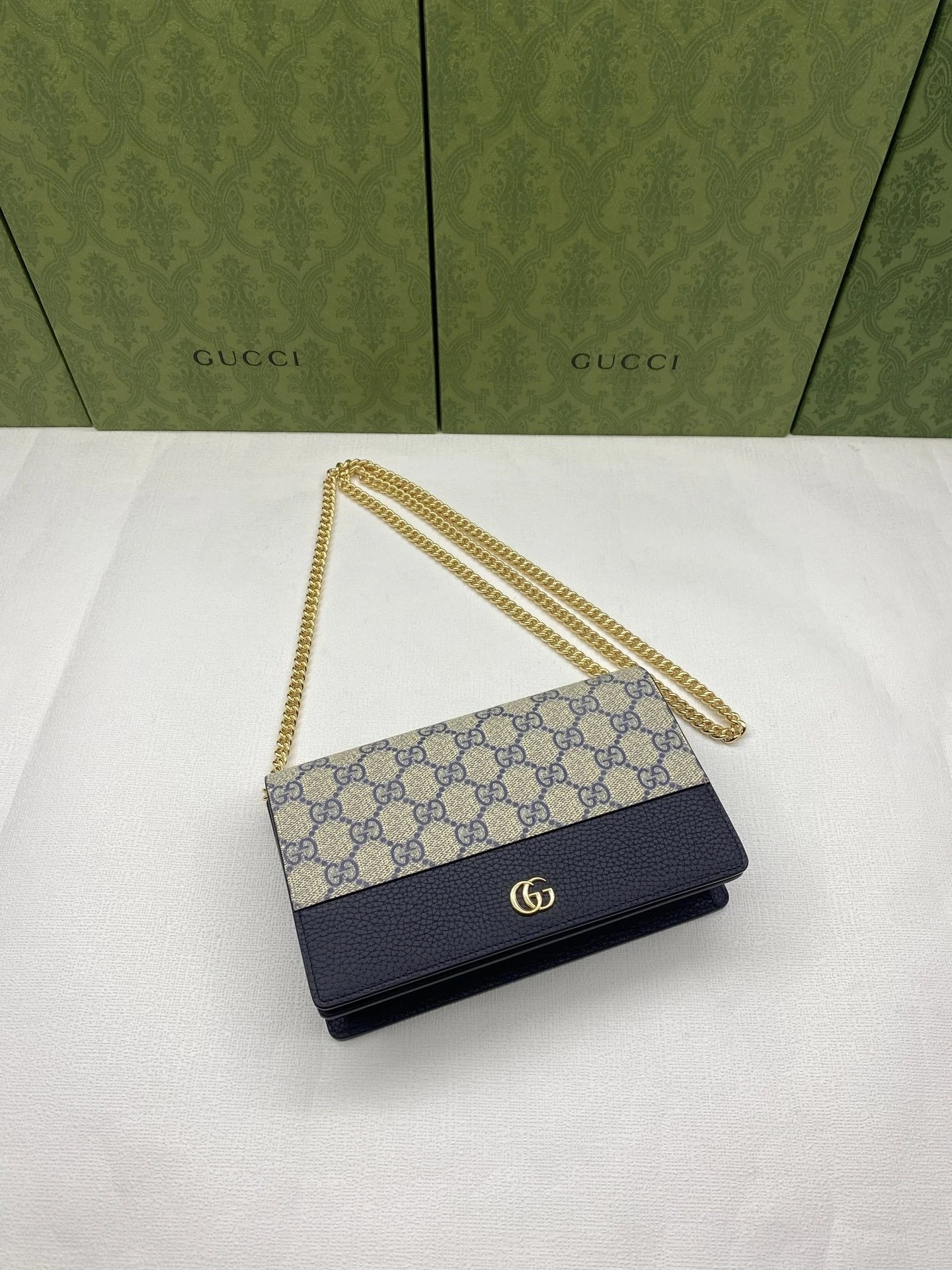 Gucci Clutch Crossbody Bag photo 7