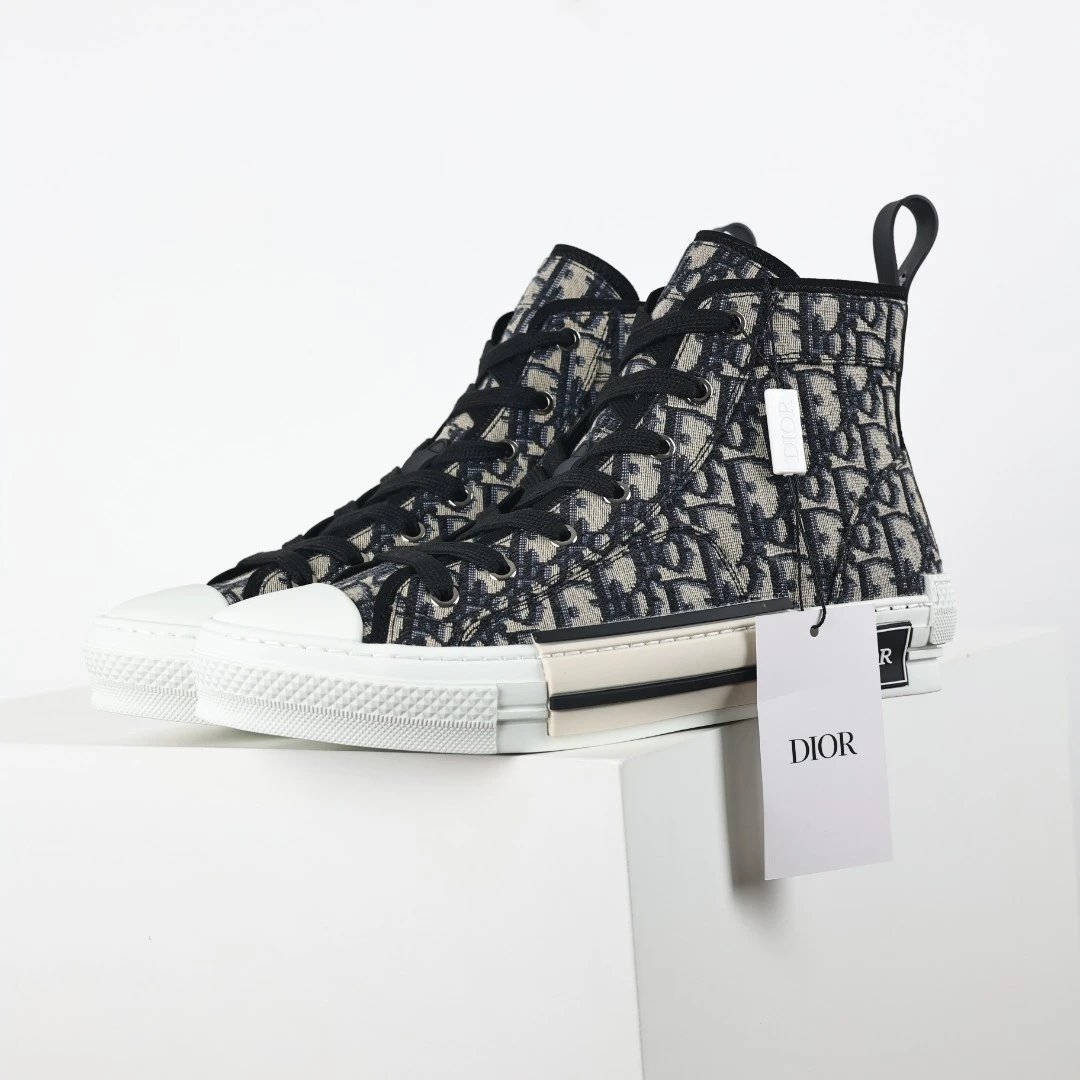 Balenciaga B23 Sneaker photo 5