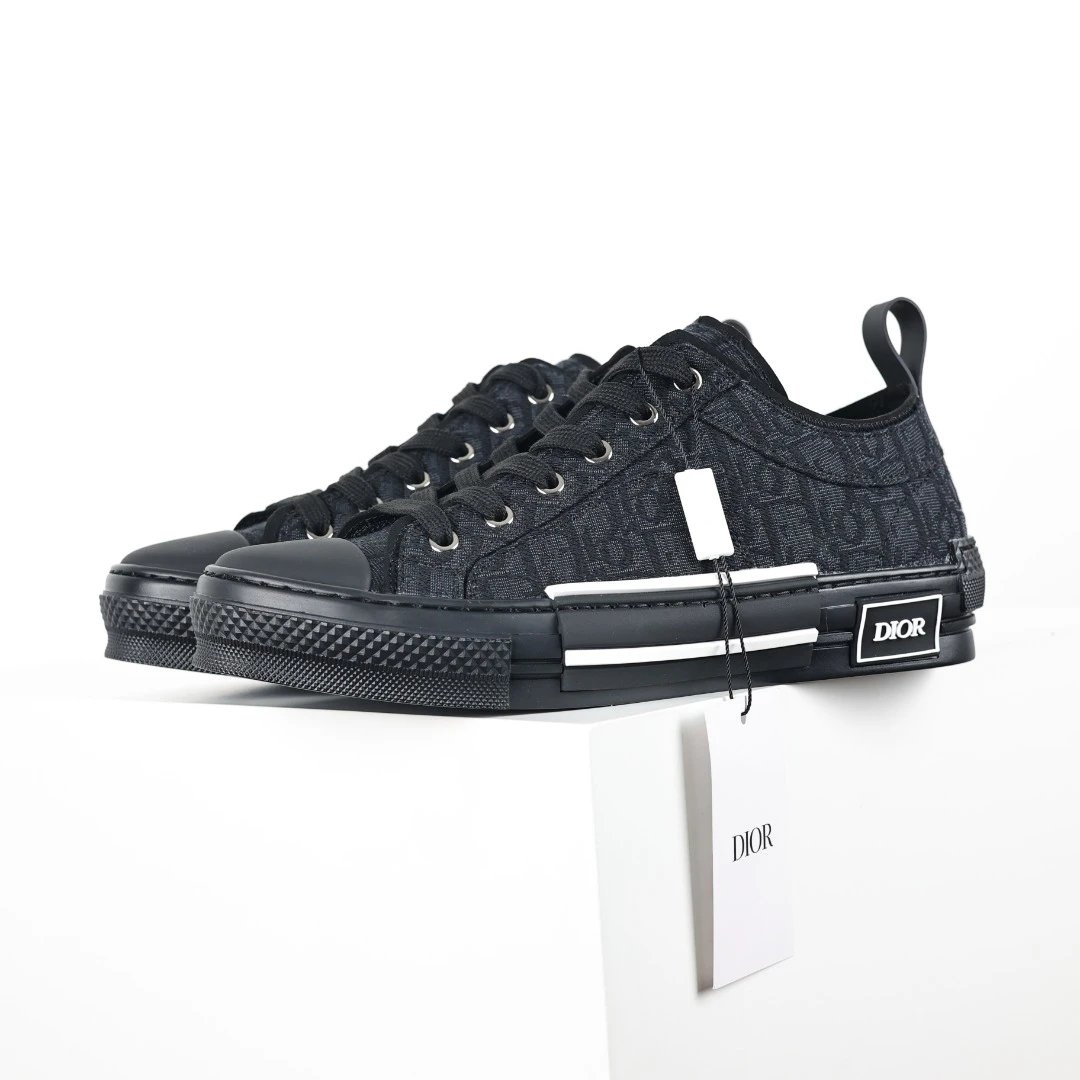 Balenciaga B23 Sneaker photo 8
