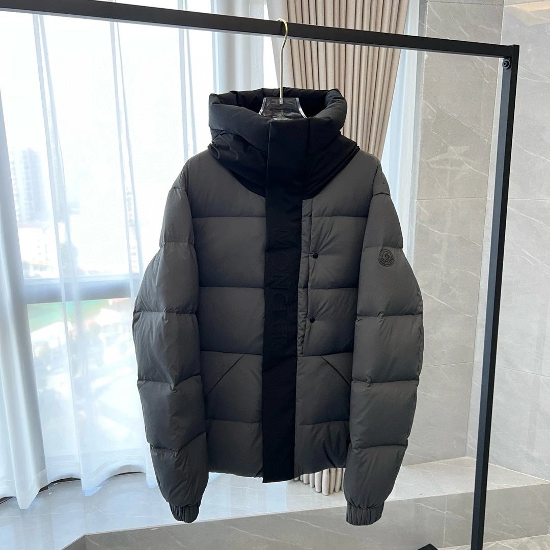 Moncler FW22 Down Jacket photo 7
