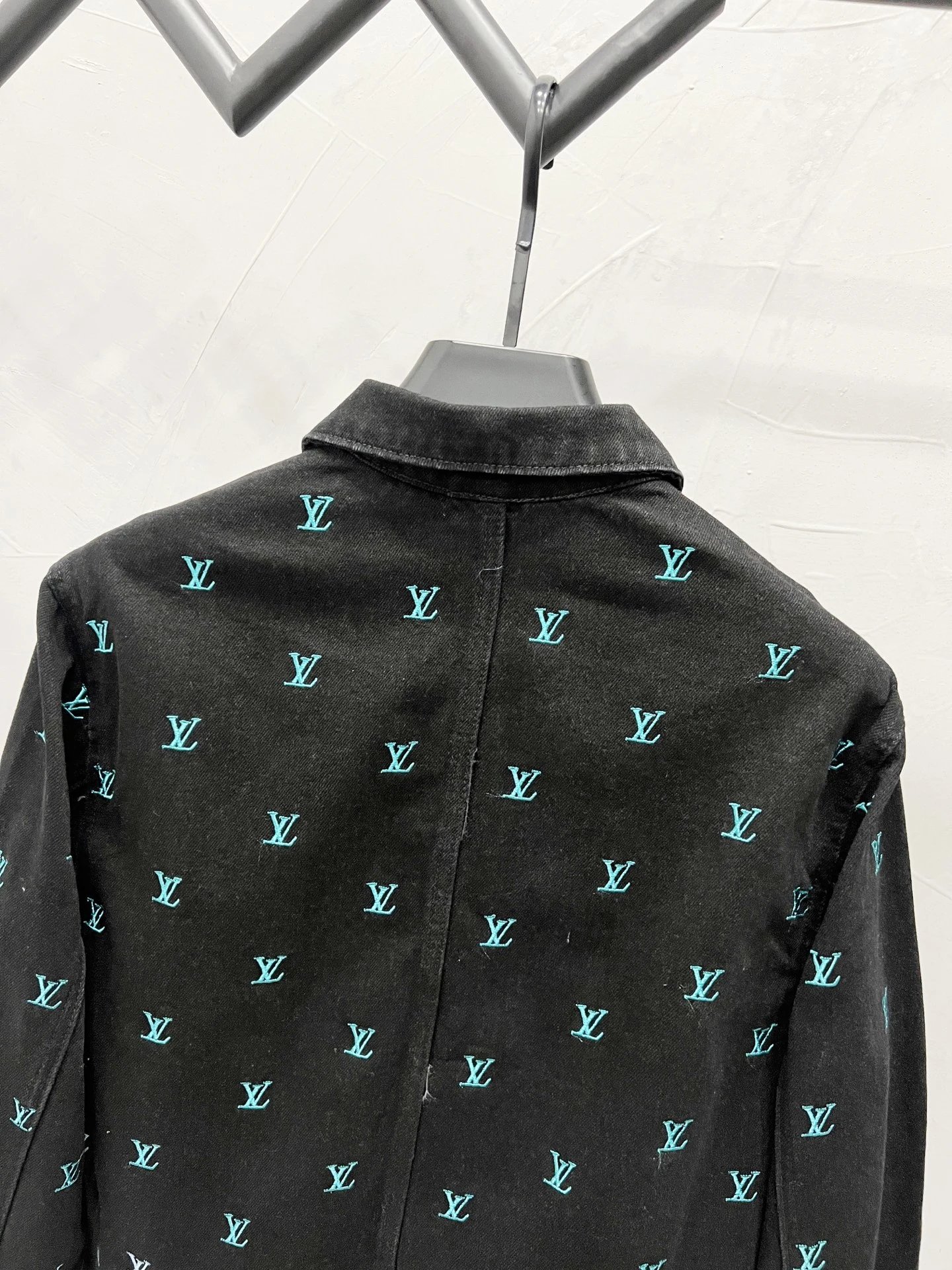 Gradient Embroidered Denim Jacket photo 5