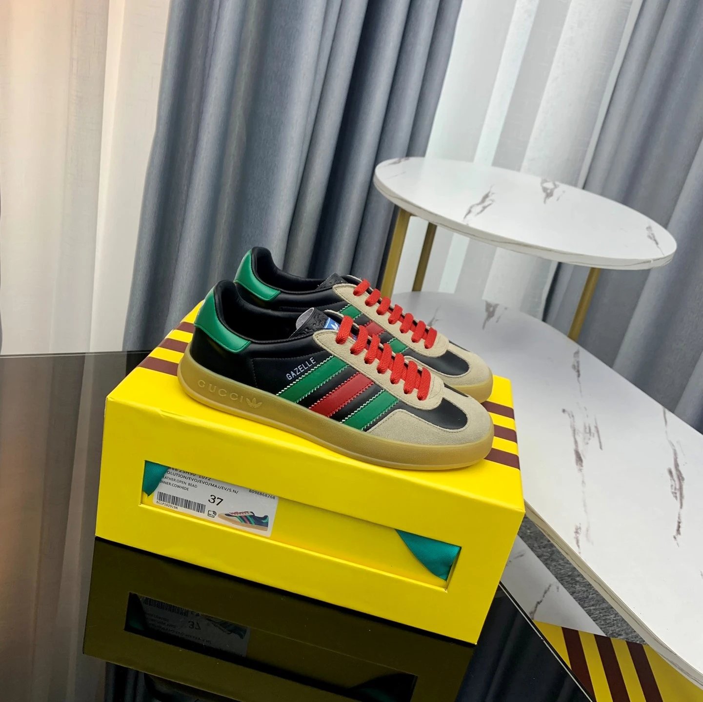 Adidas Originals Sneaker photo 3