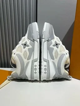 thumbnail for SU's new Traine latest color sneaker style sneaker PH1