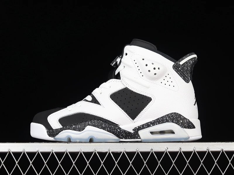 Air Jordan 6 Retro Black Infrared Sneakers - 11