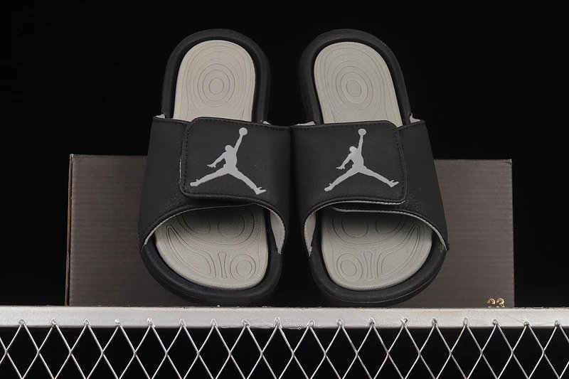 Air Jordan Hydro 7 Black Silver Slide Sandals - 6