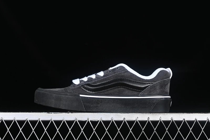 Vans Old Skool Black Suede Sneakers - 1