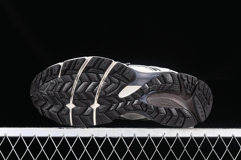 Asics Gel-1090 v2 Gray Mesh Sneakers - 22