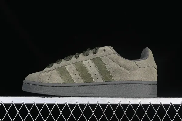 Adidas Campus White and Black Suede Sneakers - 10
