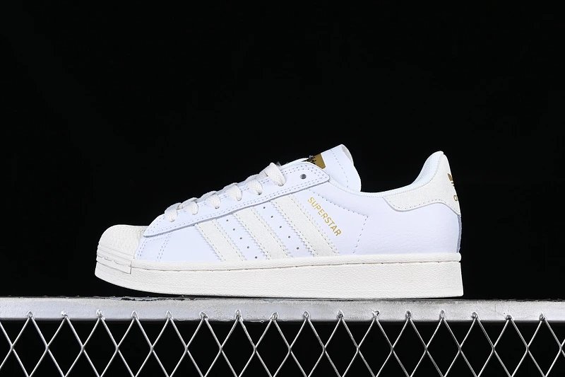 Adidas Superstar White and Red Sneakers - 13