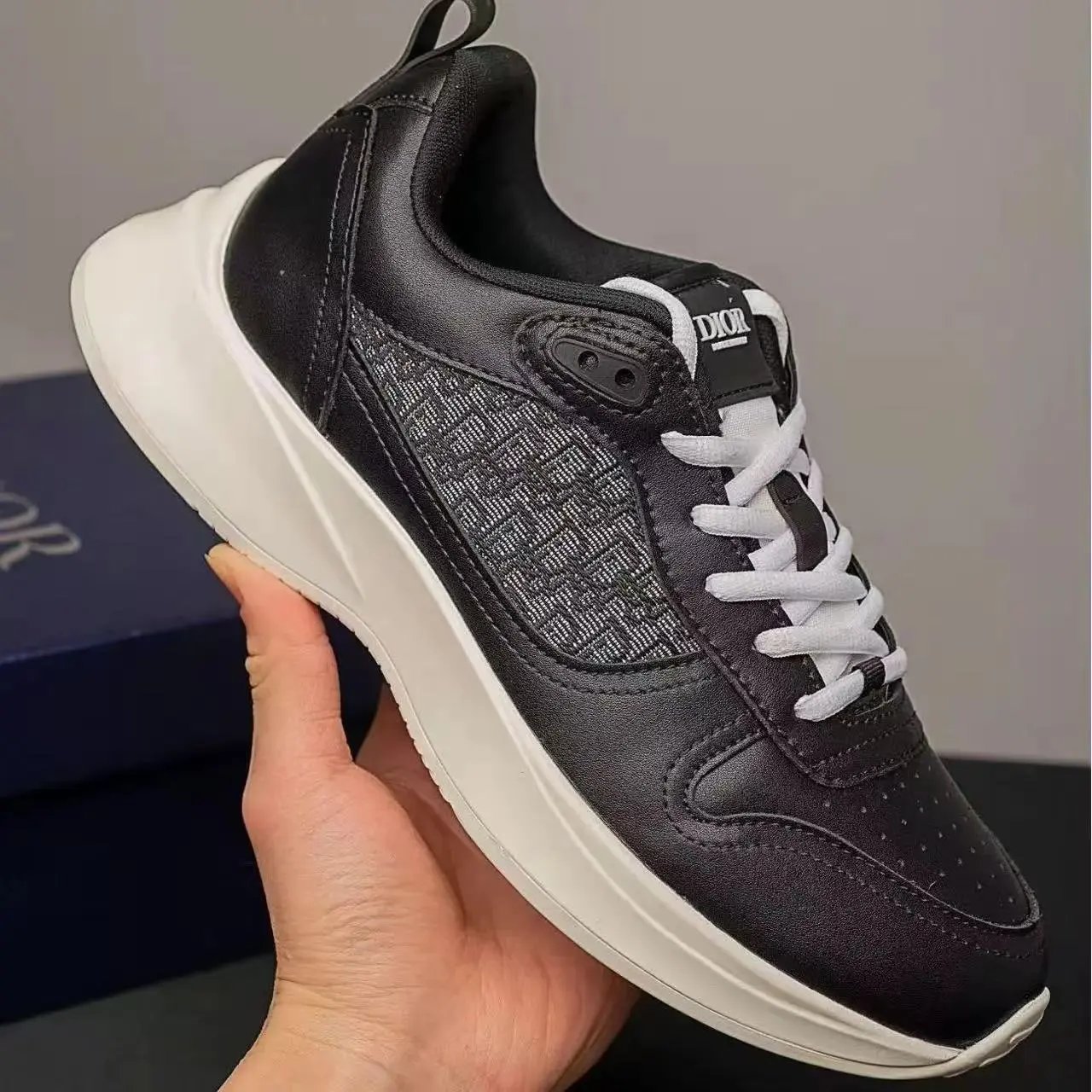 Dior Sneakers Low-Top Monogram Panel — 006
