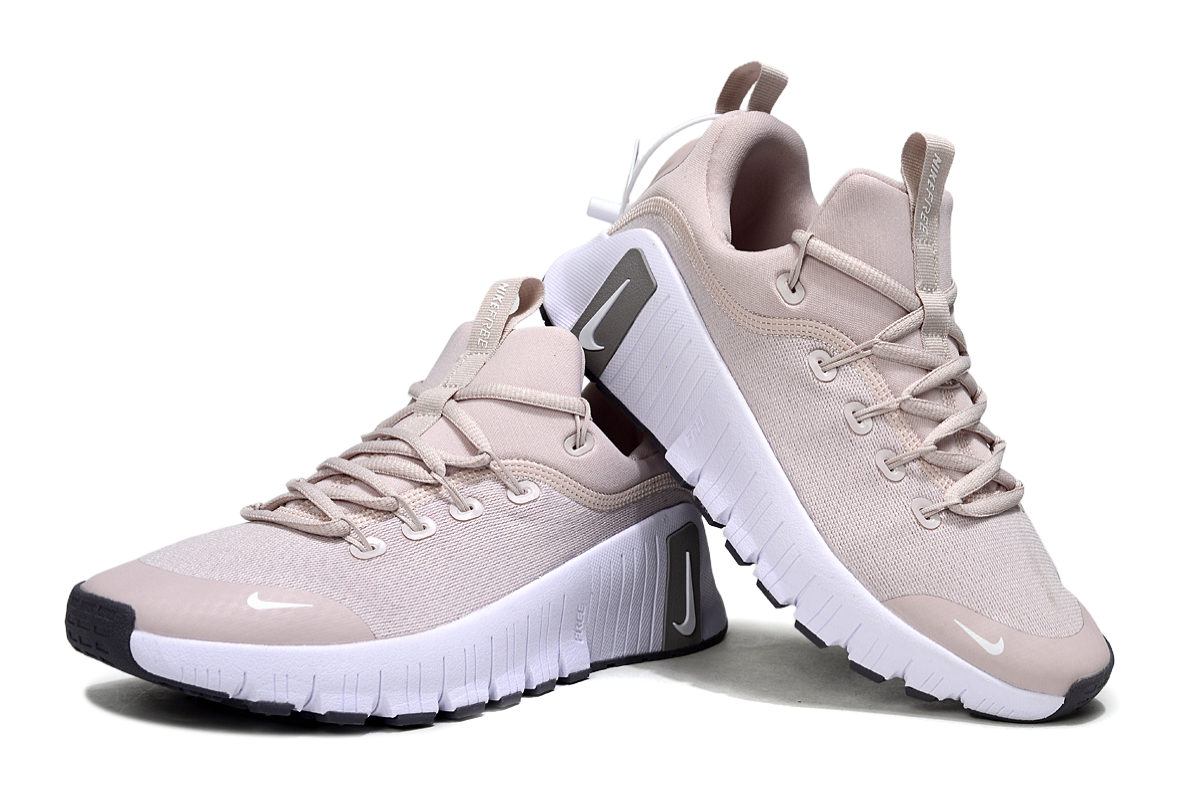 Nike Sneakers Knit Lace-Up — 33