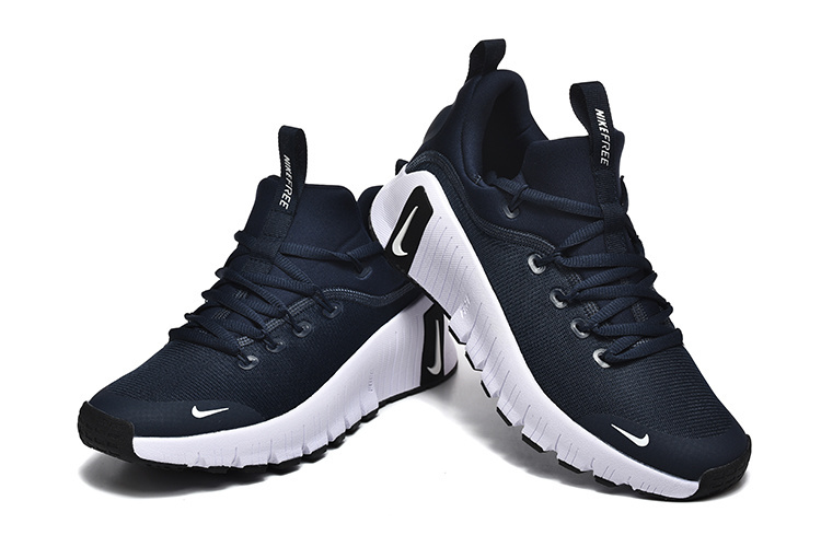 Nike Sneakers Knit Lace-Up — 16