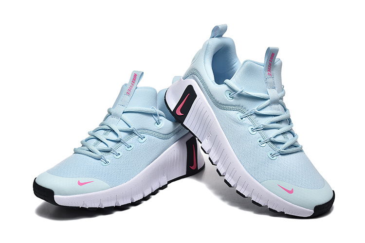 Nike Sneakers Knit Lace-Up — 23