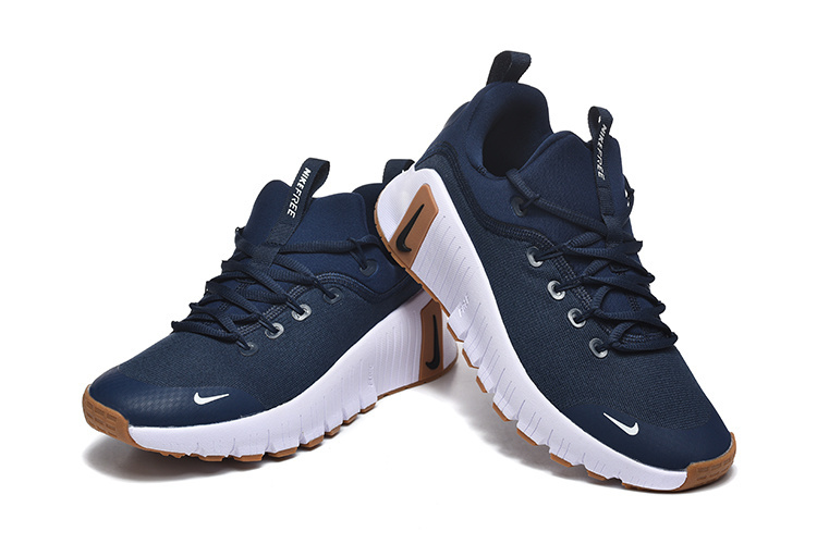 Nike Sneakers Knit Lace-Up — 25