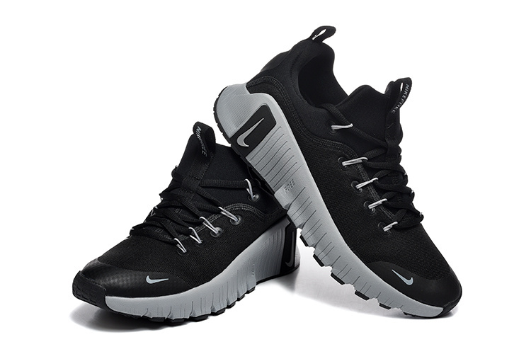 Nike Sneakers Knit Lace-Up — 37