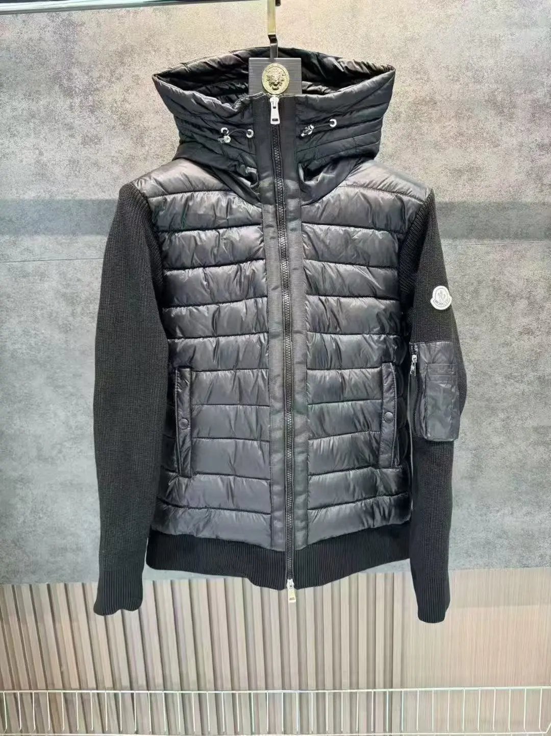 1- Black white label (hooded)