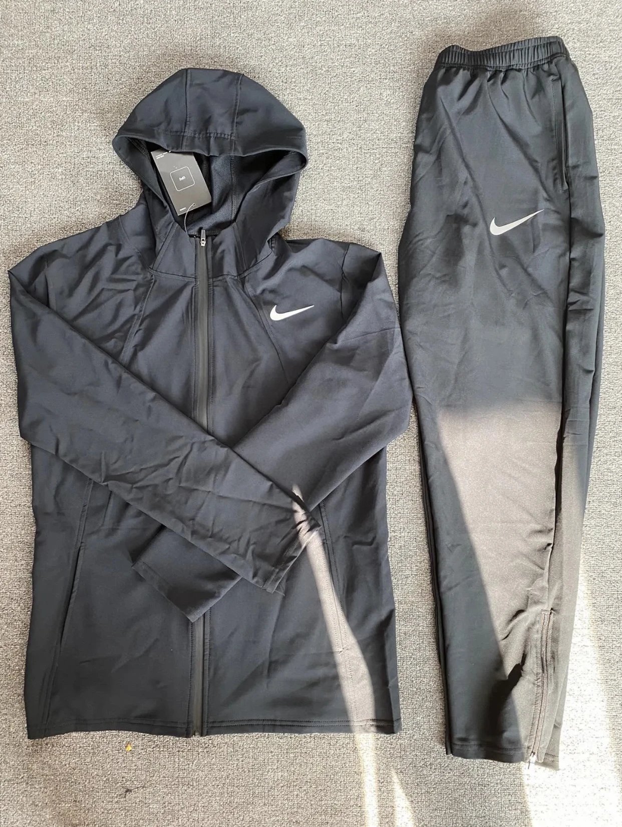 Nike Matching Sets Three-Piece Sportswear Set with Hooded Jacket, T-Shirt and Shorts — N-piece set 11