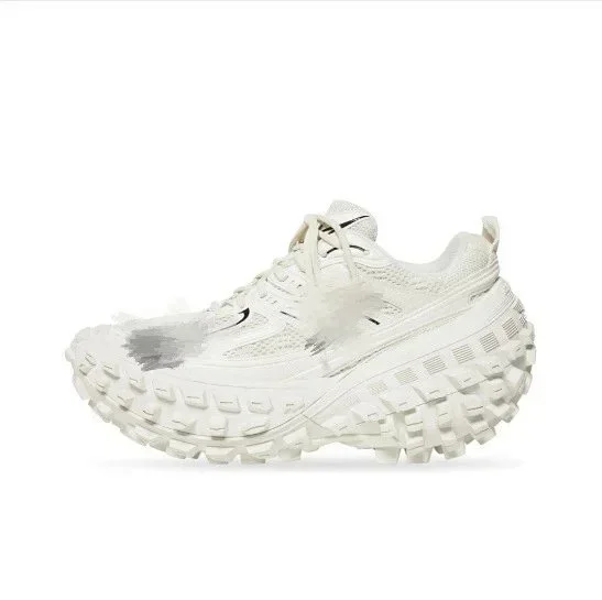 White 685611W2RAA9110