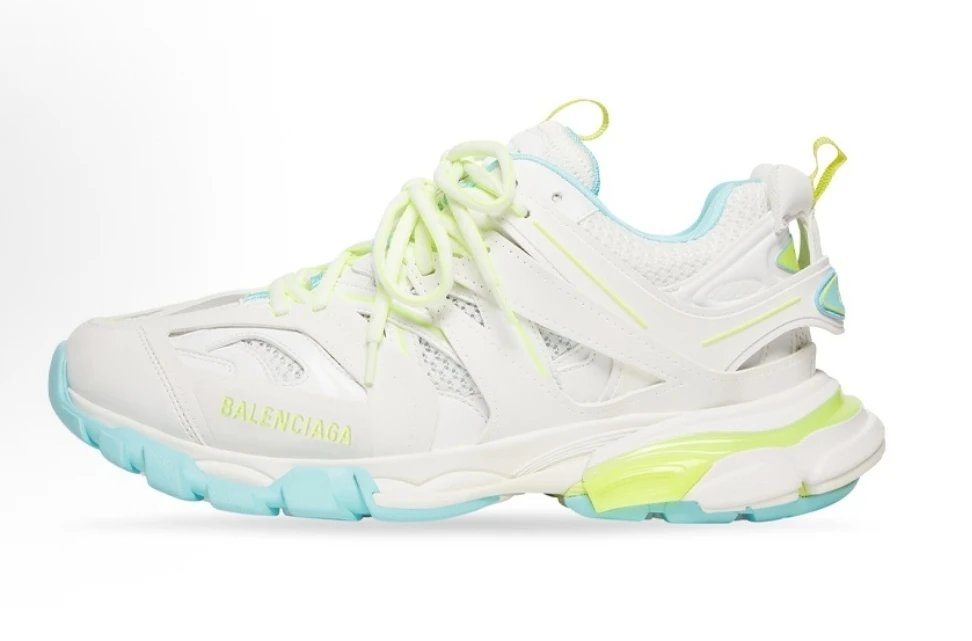 White Yellow Blue 542023W3AC69704