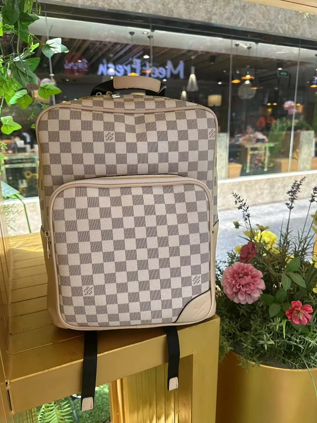 Gucci Handbags GG monogram horsebit flap handbag product detail image 2
