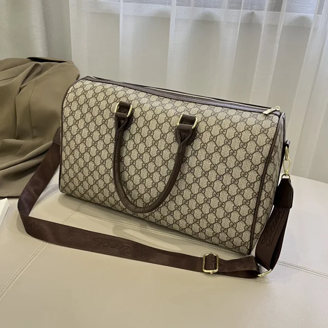 Gucci Handbags GG monogram horsebit flap handbag product detail image 8