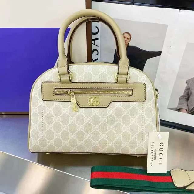 Gucci Handbags GG monogram horsebit flap handbag product detail image 6
