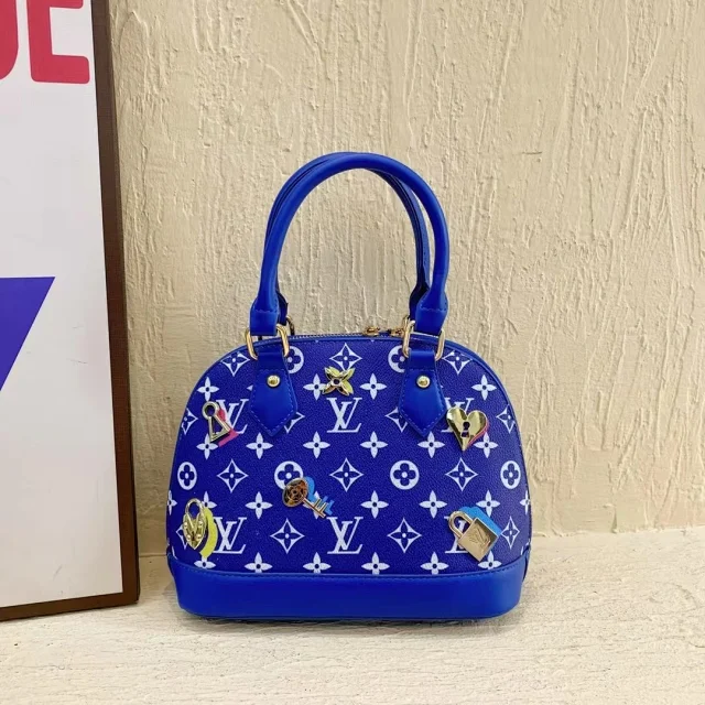Louis Vuitton Crossbody Bags Monogram and check-pattern bag styles with chain adjustable straps product detail image 4