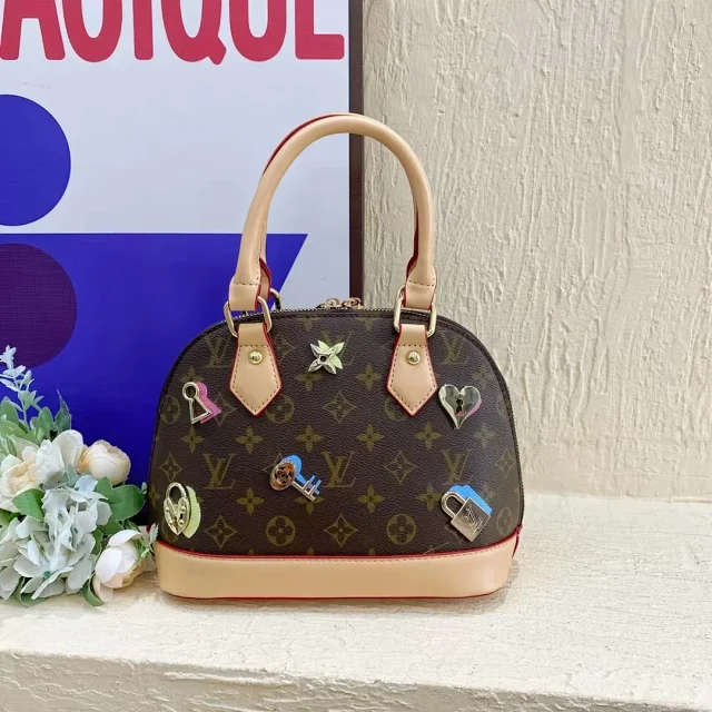 Louis Vuitton Crossbody Bags Monogram and check-pattern bag styles with chain adjustable straps product detail image 6