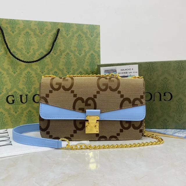 Gucci Monogram flap crossbody bag with chain strap product detail image 3