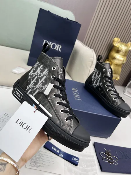 Dior B23 High-Top Sneakers Black Oblique Print Sneakers - 1