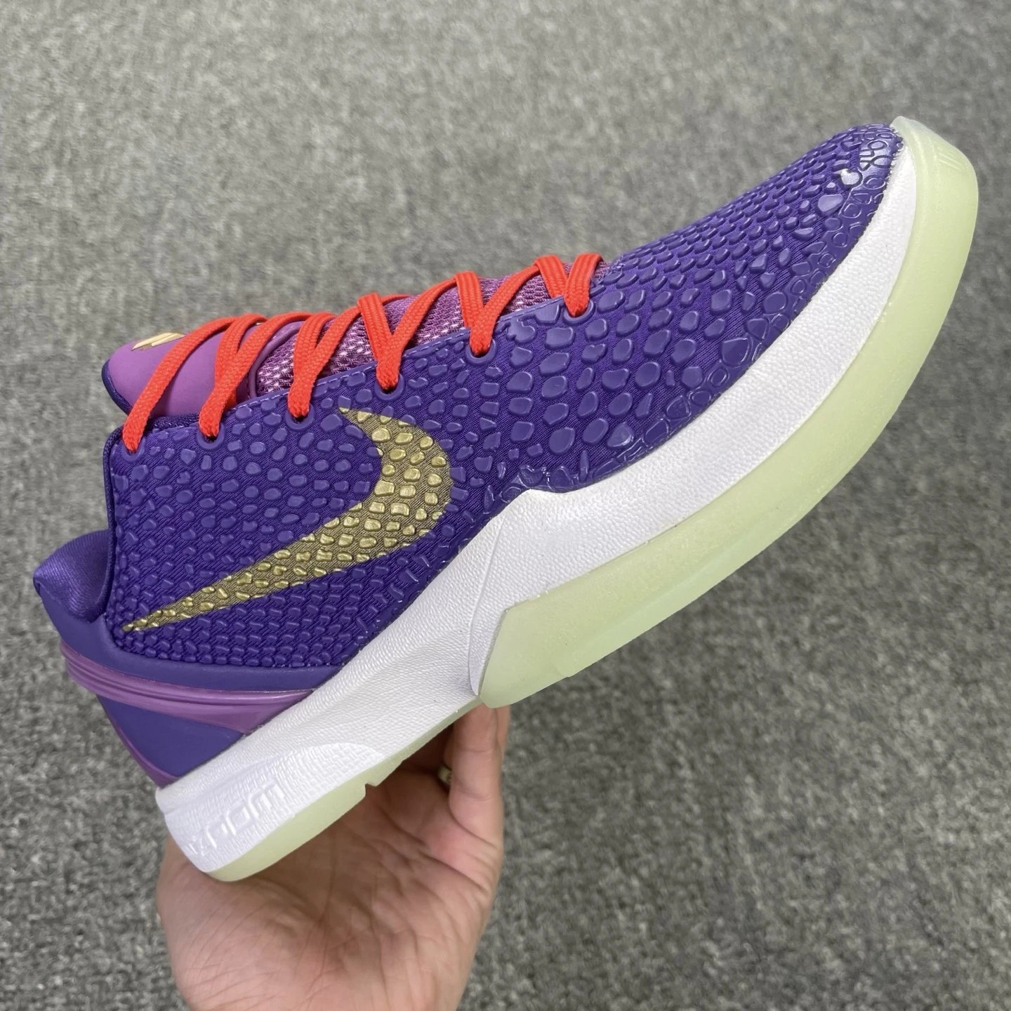 Nike Kobe Lakers Purple Gold Snakeskin Basketball Shoes