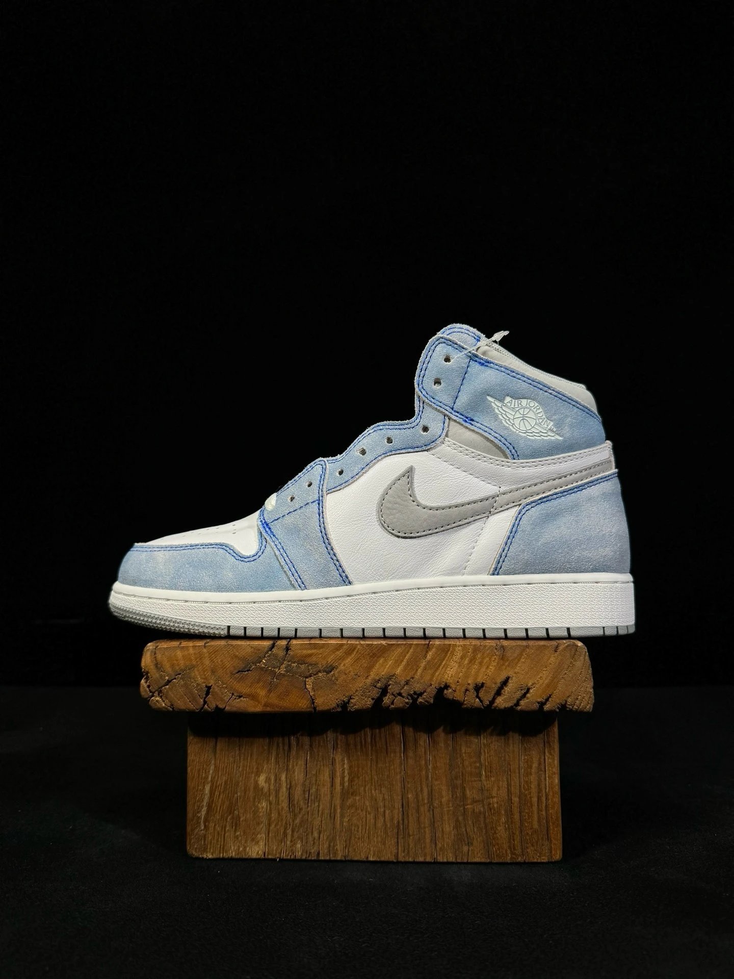 Air Jordan High Top Blue White Retro Sneakers