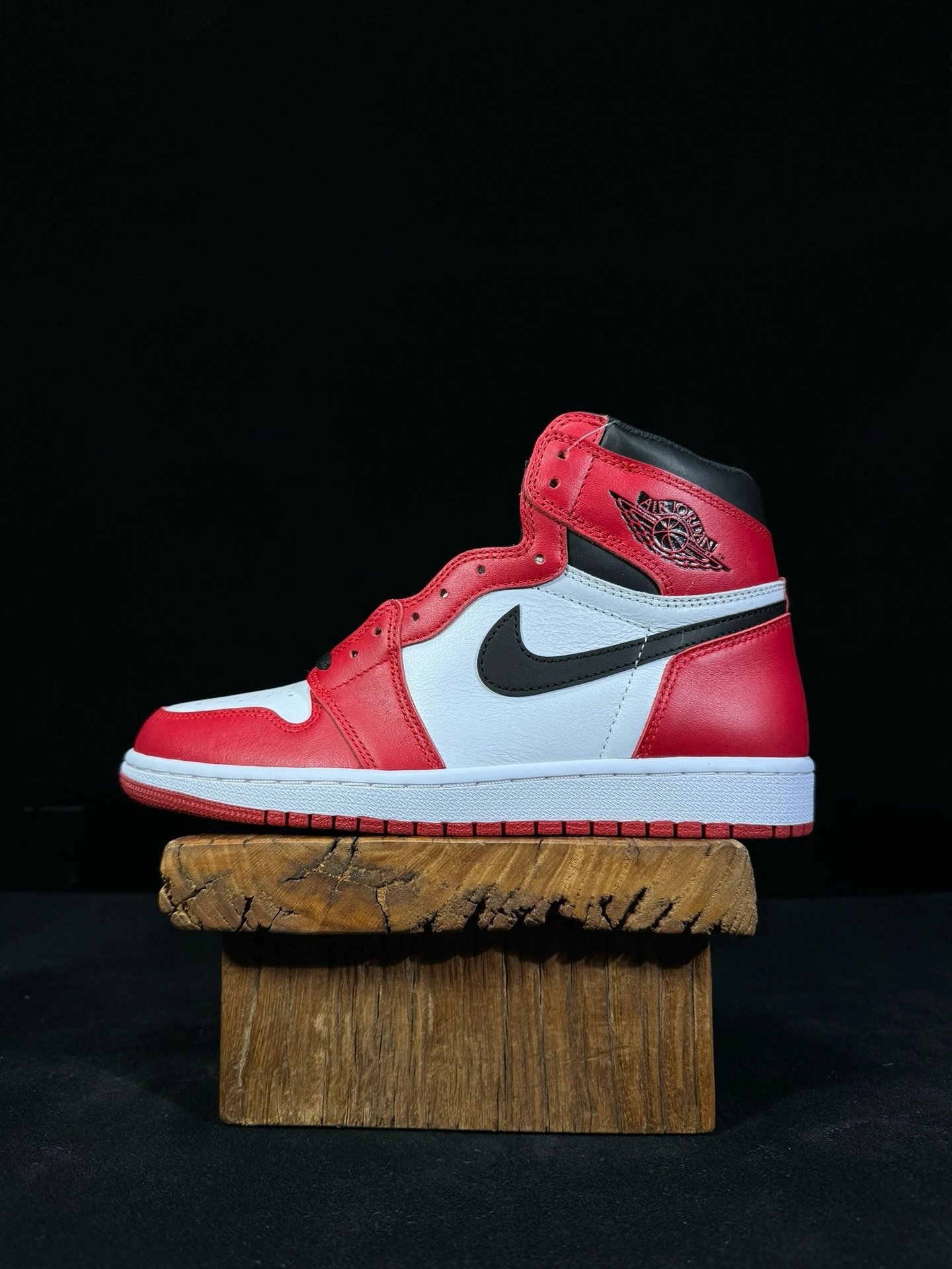 Air Jordan 1 Retro Red White Black High Top Sneakers