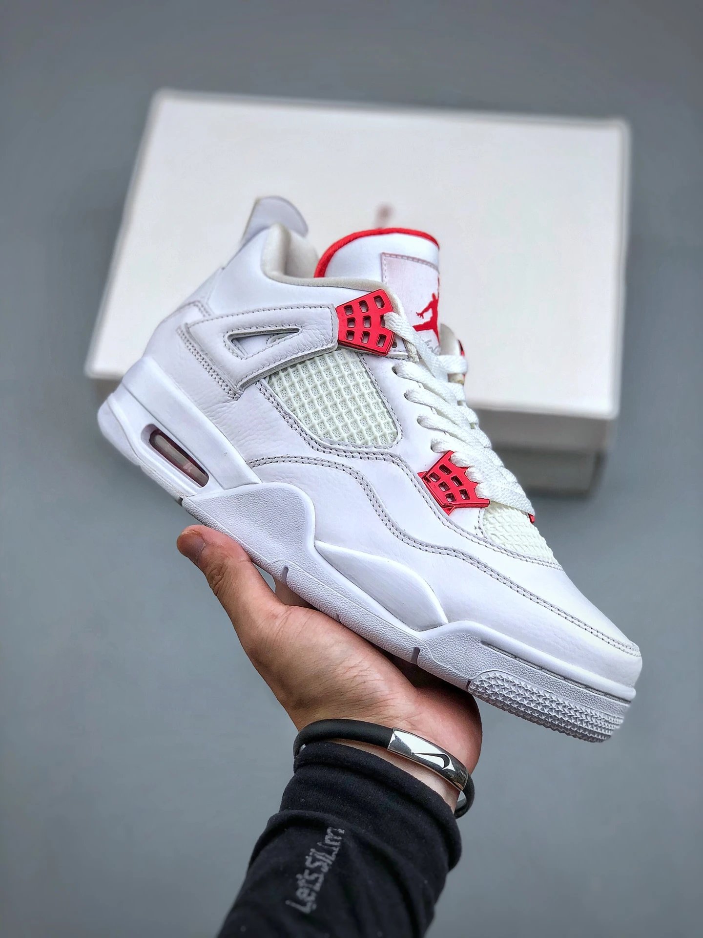 Air Jordan Retro White Red Basketball Sneakers