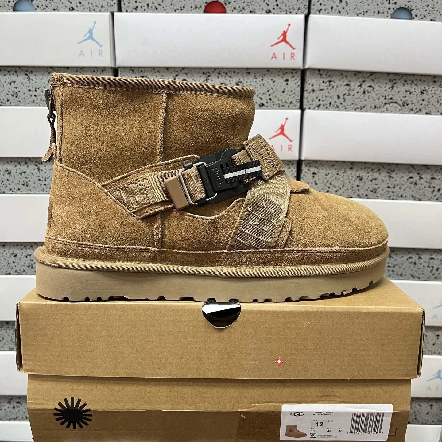 1135013 Chestnut 35-45 SKU image