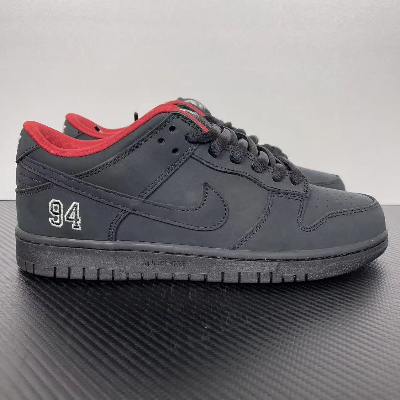 M-size DK SUP black and red HQ8487-001 SKU image