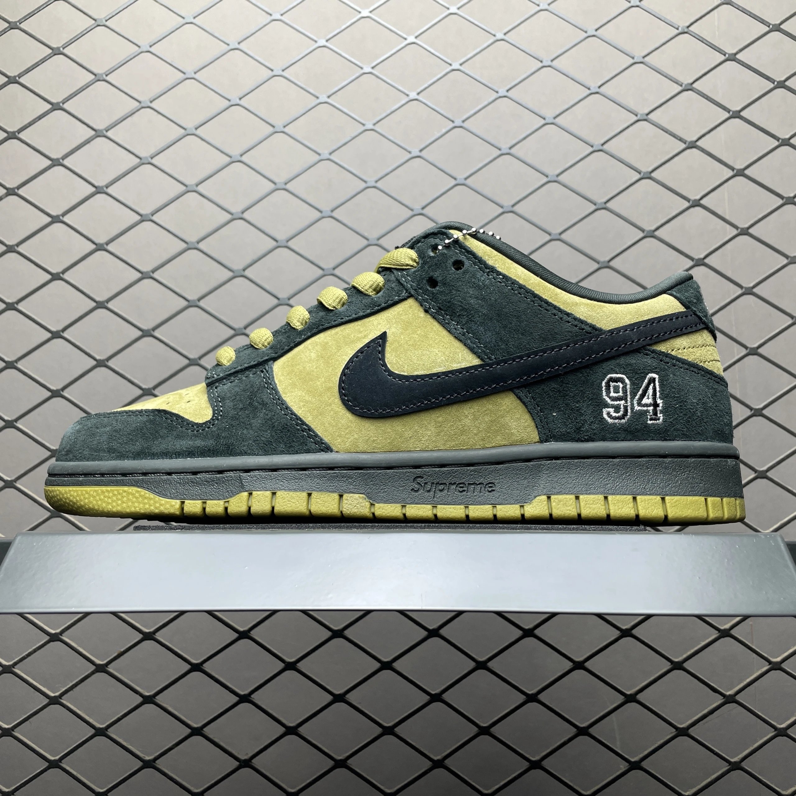 M-size DK SUP in yellow and black, HQ8487-300 SKU image