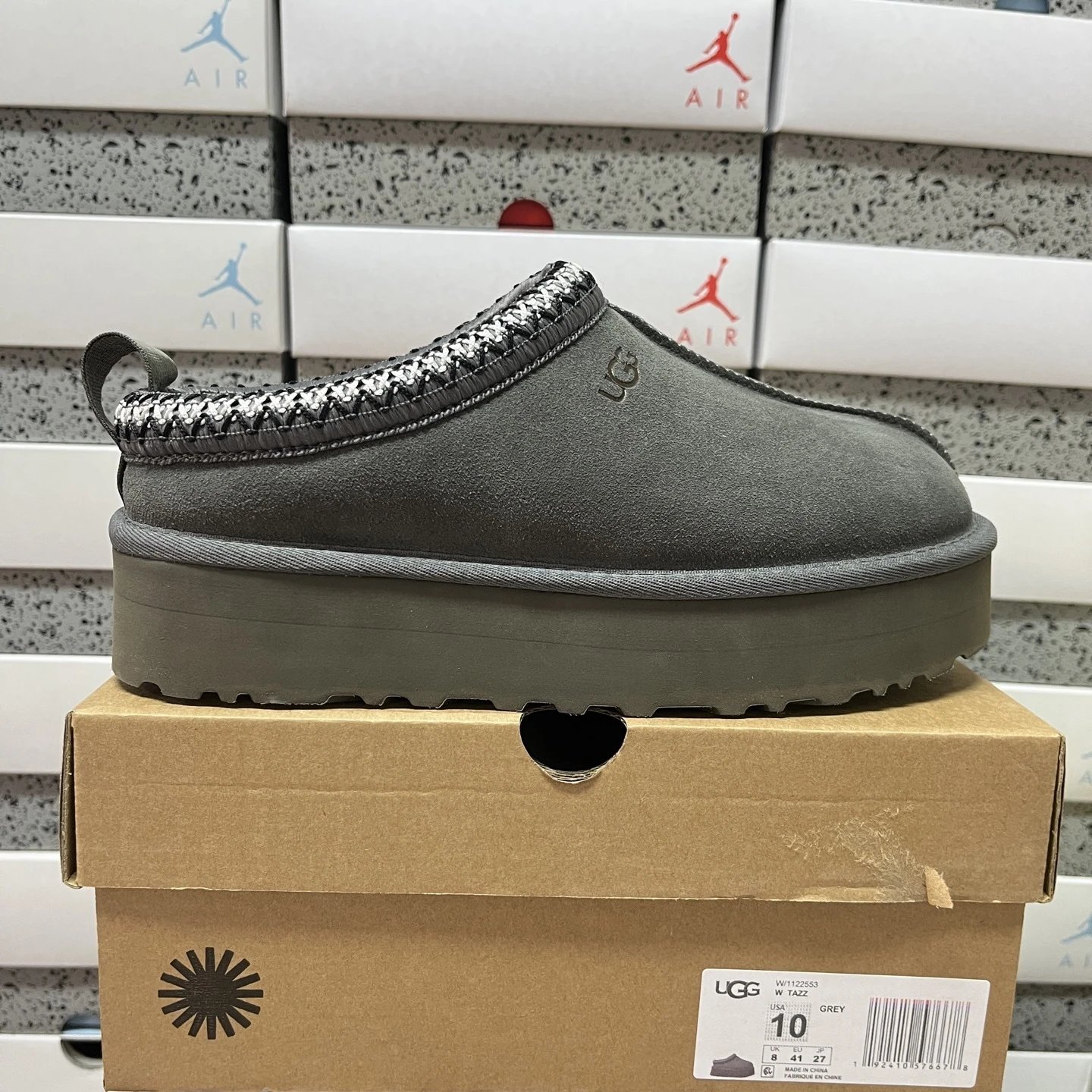 1122553 Ethnic-style gray 35–44 SKU image