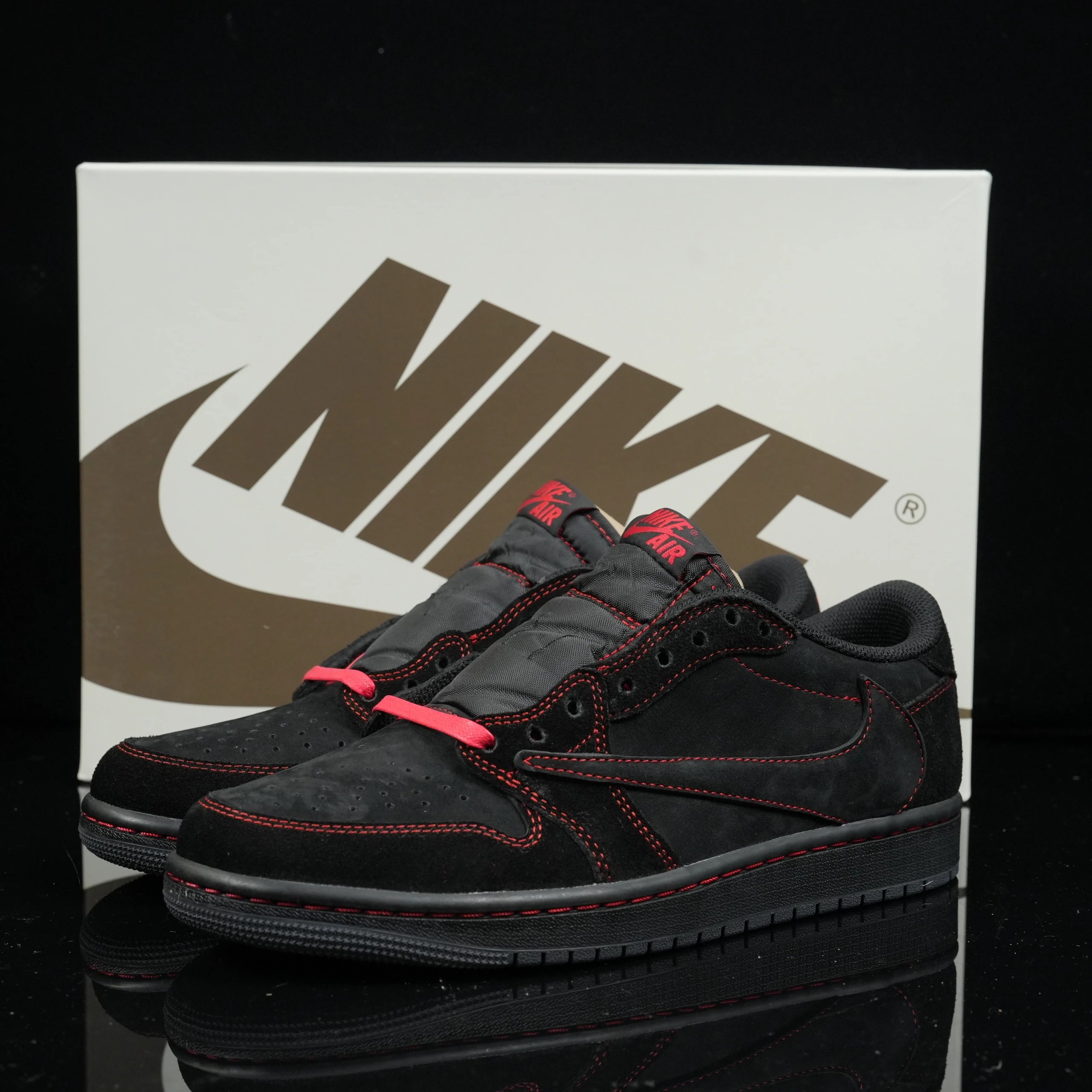 Jordan 1 Retro Low OG SP Travis Scott Black Phantom DM7866-001