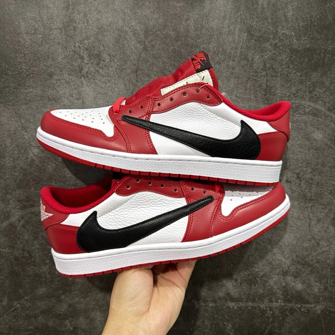 Jordan 1 Retro Low OG SP Travis Scott Chicago