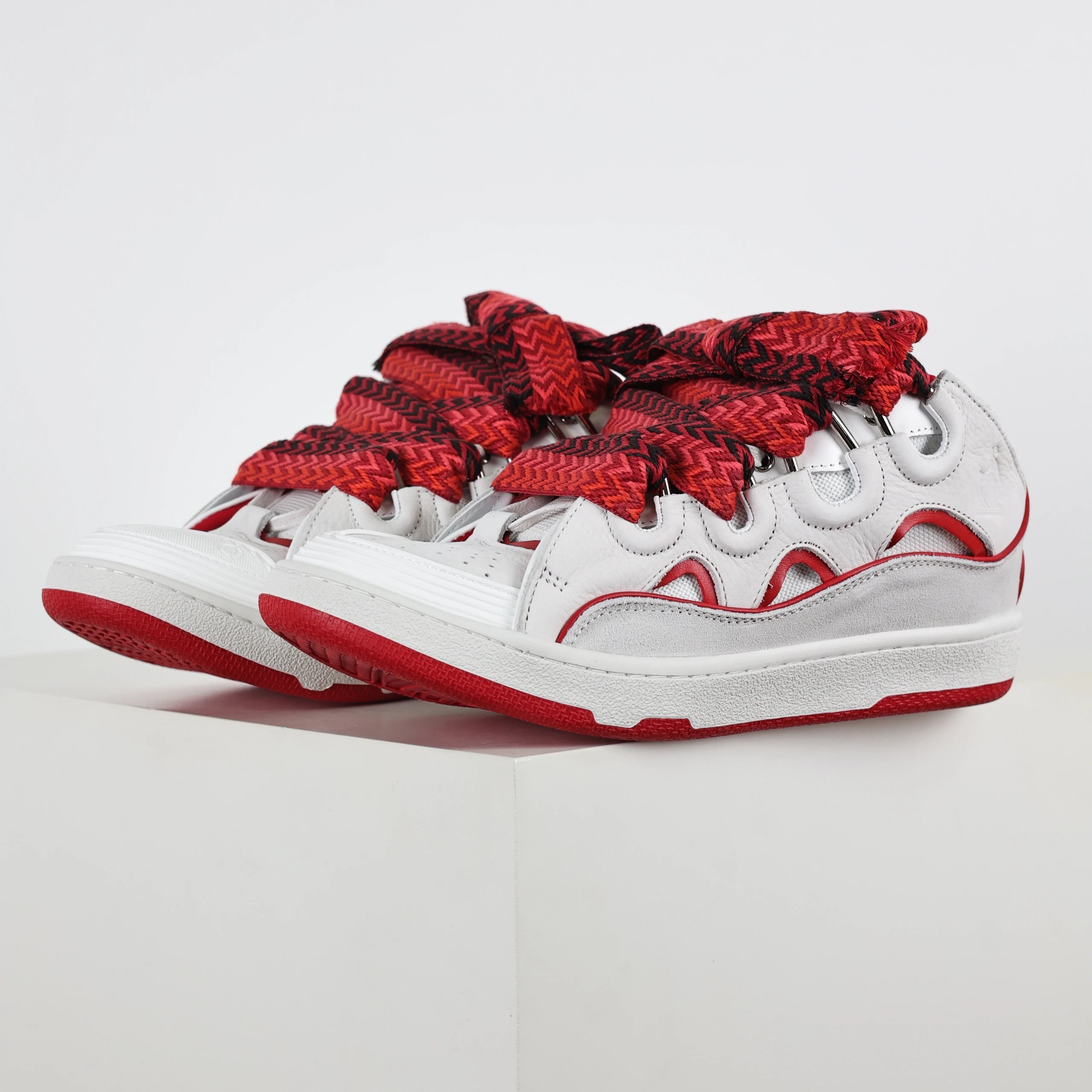 Langfan white and red bread shoes P230030