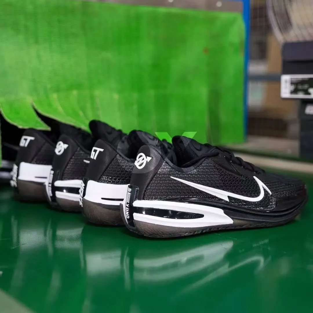 Nike Sneakers Zoom GT Cut
