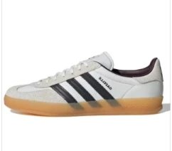 Adidas Gazelle White and Black IH9985 SKU image