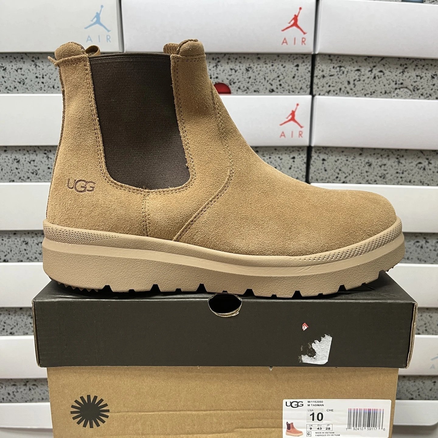 Top UGG Chelsea 1152050 Chestnut color SKU image